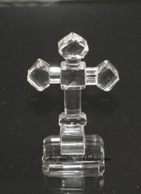 Pieni kristalliristi KR615